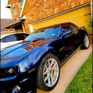 Meet your Posher, Quincy